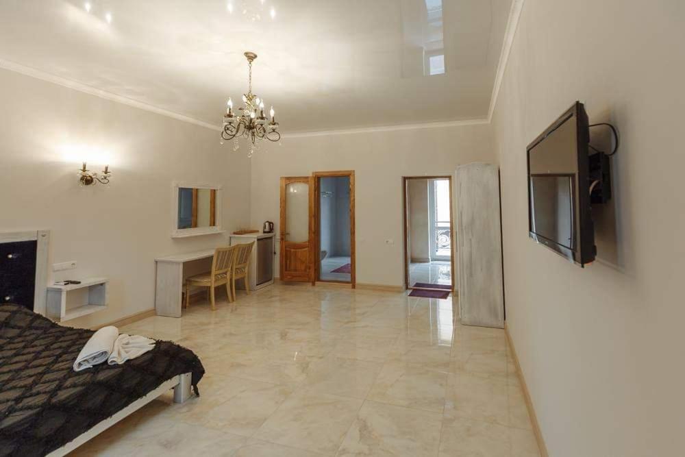 Бутик 2017 Hotel Bilhorod-Dnistrovsʼkyy Eksteriør billede
